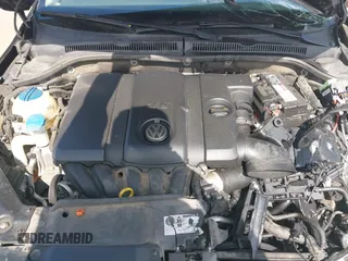 2013 Volkswagen Jetta SE with VIN 3VWDP7AJ5DM308715, listed as a IAAI auction lot 41666299 with 170,823 mi miles and . Bid and sale history available at DreamBid. Image 10.