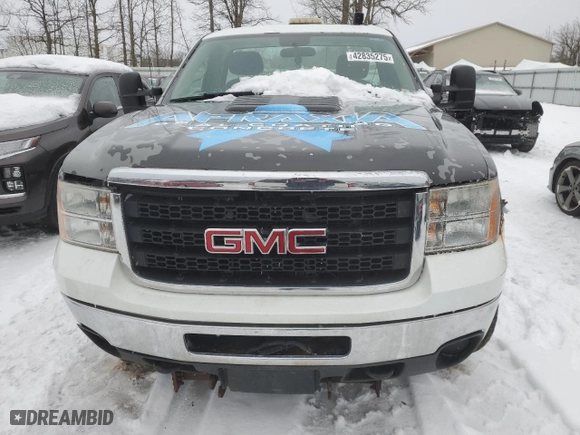 2013 GMC Sierra 2500HD Work Truck with VIN 1GT02ZCG6DZ162658, listed as a Copart auction lot 42835275 with 0 mi miles and Clean Title. Bid and sale history available at carsss.com. Image 5.