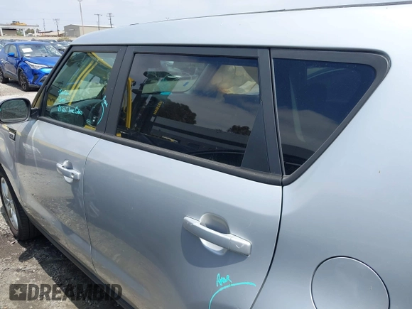 2017 Kia Soul with VIN KNDJN2A21H7448882, listed as a IAAI auction lot 41956853 with 60,767 mi miles. Bid and sale history available at carsss.com. Image 13.