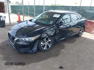 2020 Nissan Sentra SV z VIN 3N1AB8CV3LY220413, wystawiony jako IAAI lot #42128525 z przebiegiem 33 314 mil mil oraz . Historia ofert i sprzedaży dostępna na DreamBid. Obrazek 2.
