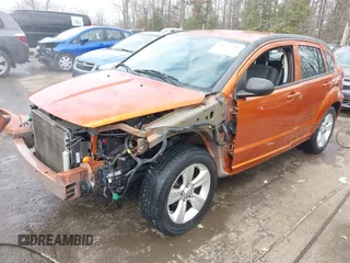 2011 Dodge Caliber Mainstreet z VIN 1B3CB3HA6BD262107, wystawiony jako IAAI lot #41663951 z przebiegiem 121 324 mil mil oraz . Historia ofert i sprzedaży dostępna na DreamBid. Obrazek 18.