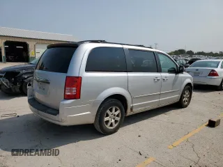 2008 Chrysler Town & Country Touring with VIN 2A8HR54P88R722629, listed as a Copart auction lot 70931084 with 120,702 mi miles and Clean Title. Bid and sale history available at carsss.com. Image 3.