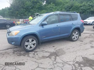 2008 Toyota RAV4 Sport with VIN JTMBD32V185185648, listed as a IAAI auction lot 42650735 with 122,579 mi miles and . Bid and sale history available at DreamBid. Image 18.