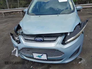 2014 Ford C-Max SE with VIN 1FADP5AU9EL519720, listed as a IAAI auction lot 41964610 with 71,985 mi miles. Bid and sale history available at carsss.com. Image 6.