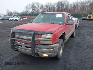 2003 Chevrolet Silverado 1500 with VIN 2GCEK19T431299780, listed as a IAAI auction lot 41537100 with 249,868 mi miles. Bid and sale history available at carsss.com. Image 6.