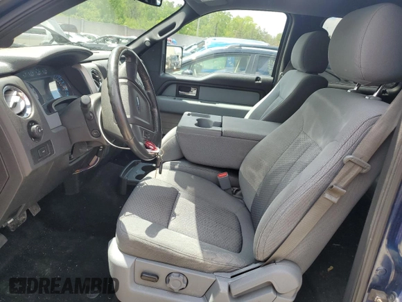 2013 Ford F-150 XL z VIN 1FTFW1EF4DKE23427, wystawiony jako Copart lot #58156015 z przebiegiem 106 959 mil mil oraz Czysty tytuł • Clean title. Historia ofert i sprzedaży dostępna na DreamBid. Obrazek 7.