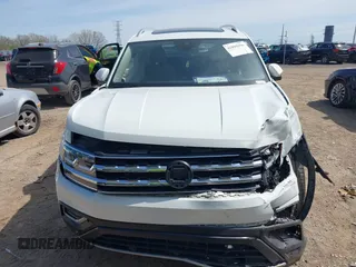 2019 Volkswagen Atlas SEL Premium with VIN 1V2NR2CA4KC612472, listed as a IAAI auction lot 42095556 with 98,397 mi miles and . Bid and sale history available at DreamBid. Image 17.
