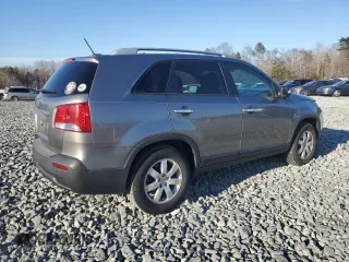 2013 Kia Sorento LX with VIN 5XYKT3A68DG416799, listed as a Copart auction lot 47550435 with 110,327 mi miles and Salvage Title. Bid and sale history available at carsss.com. Image 3.