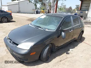 2007 Ford Focus S with VIN 1FAFP37N37W283905, listed as a IAAI auction lot 39363810 with 96,684 mi miles and . Bid and sale history available at carsss.com. Image 2.