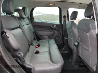 2017 FIAT 500L Trekking with VIN ZFBCFADH4HZ039427, listed as a Copart auction lot 82827554 with 122,409 mi miles and Clean Title. Bid and sale history available at carsss.com. Image 10.