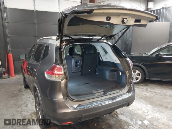 2016 Nissan Rogue SV with VIN KNMAT2MV1GP683440, listed as a IAAI auction lot 40781500 with 122,848 mi miles and . Bid and sale history available at carsss.com. Image 3.