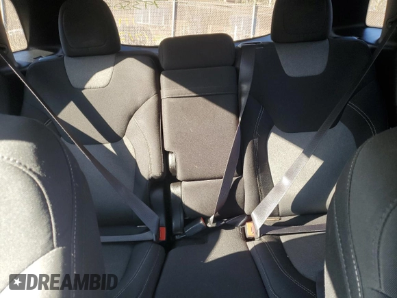 2014 Jeep Cherokee Latitude with VIN 1C4PJMCS3EW152682, listed as a Copart auction lot 48500135 with 111,263 mi miles and Salvage Title. Bid and sale history available at carsss.com. Image 10.