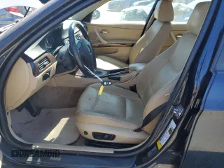 2008 BMW 3 Series 328i with VIN WBAVC57548NK78262, listed as a Copart auction lot 71132994 with 120,872 mi miles and Clean title. Bid and sale history available at DreamBid. Image 7.