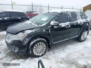 2013 Lincoln MKX with VIN 2LMDJ8JK6DBL21851, listed as a IAAI auction lot 41537216 with 194,126 mi miles. Bid and sale history available at carsss.com. Image 2.