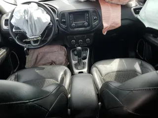 2018 Jeep Compass Latitude with VIN 3C4NJDBB2JT291162, listed as a Copart auction lot 53295245 with 82,852 mi miles and Salvage Title. Bid and sale history available at DreamBid. Image 8.