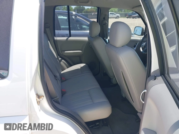 2006 Jeep Liberty Limited with VIN 1J4GL58K56W271077, listed as a IAAI auction lot 41978911 with 147,428 mi miles and . Bid and sale history available at DreamBid. Image 8.