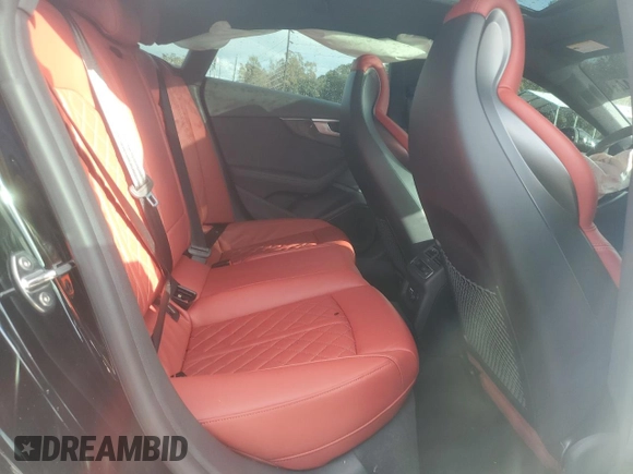 2024 Audi S5 Sportback Premium Plus z VIN WAUB4CF53RA020992, wystawiony jako Copart lot #85305744 z przebiegiem 20 722 mil mil oraz Szkoda całkowita • Salvage title. Historia ofert i sprzedaży dostępna na DreamBid. Obrazek 10.