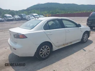 2010 Mitsubishi Lancer ES z VIN JA32U2FU0AU002066, wystawiony jako IAAI lot #42410484 z przebiegiem 207 040 mil mil oraz . Historia ofert i sprzedaży dostępna na DreamBid. Obrazek 4.