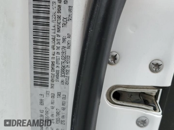 2018 Ram 1500 Tradesman z VIN 3C6RR6KT6JG219170, wystawiony jako Copart lot #54203595 z przebiegiem 153 322 mil mil oraz Szkoda całkowita • Salvage title. Historia ofert i sprzedaży dostępna na DreamBid. Obrazek 12.