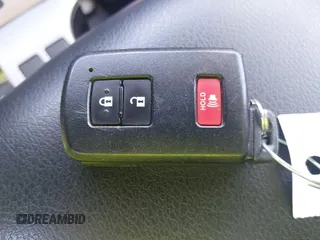 2021 Toyota 4Runner SR5 с VIN JTEEU5JR7M5249971, выставлен на аукционе IAAI как лот 40915613 с пробегом 41 547 миль миль и . История ставок и продаж доступна на DreamBid. Изображение 11.
