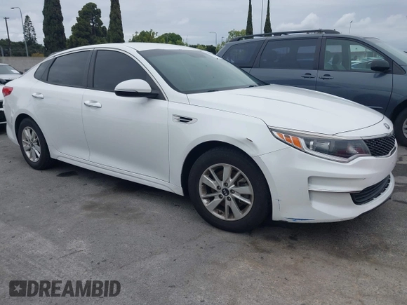 2016 Kia Optima LX with VIN 5XXGT4L32GG047624, listed as a IAAI auction lot 42068219 with 114,316 mi miles. Bid and sale history available at carsss.com. Image 1.