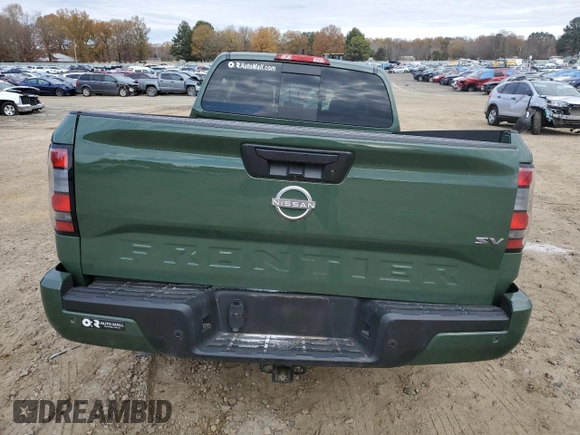 2024 Nissan Frontier SV z VIN 1N6ED1FJXRN610128, wystawiony jako Copart lot #84443644 z przebiegiem Nie podano mil oraz Szkoda całkowita • Salvage title. Historia ofert i sprzedaży dostępna na DreamBid. Obrazek 6.