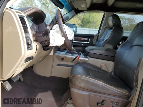 2011 Ram 2500 Laramie Longhorn z VIN 3D7UT2HL3BG580917, wystawiony jako Copart lot #50717625 z przebiegiem 141 494 mil mil oraz Szkoda całkowita • Salvage title. Historia ofert i sprzedaży dostępna na DreamBid. Obrazek 7.