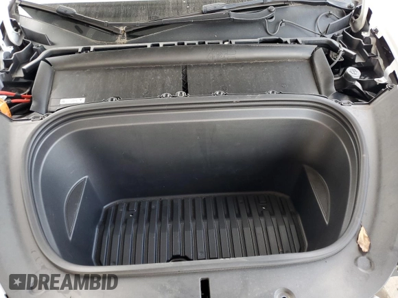 2022 Tesla Model Y Long Range with VIN 7SAYGDEE5NF435702, listed as a Copart auction lot 43754325 with 47,121 mi miles and Salvage Title. Bid and sale history available at carsss.com. Image 13.