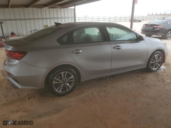 2024 Kia Forte LXS with VIN 3KPF24AD3RE784370, listed as a Copart auction lot 50981115 with 28,034 mi miles and Clean Title. Bid and sale history available at carsss.com. Image 3.