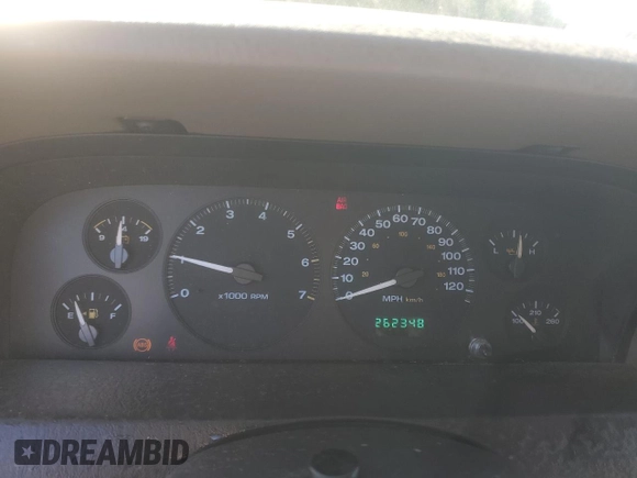 2003 Jeep Grand Cherokee Laredo with VIN 1J4GX48S73C520104, listed as a Copart auction lot 50227245 with 262,348 mi miles and Salvage Title. Bid and sale history available at carsss.com. Image 9.