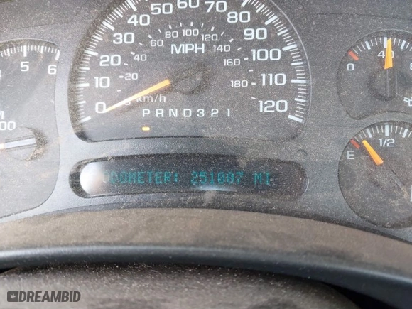 2007 Chevrolet Silverado 1500 with VIN 1GCEC14V97Z126498, listed as a IAAI auction lot 41792459 with 251,007 mi miles. Bid and sale history available at carsss.com. Image 7.