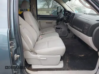 2011 Chevrolet Silverado 1500 LT with VIN 3GCPKSE31BG168056, listed as a IAAI auction lot 41877462 with 148,638 mi miles and . Bid and sale history available at DreamBid. Image 5.