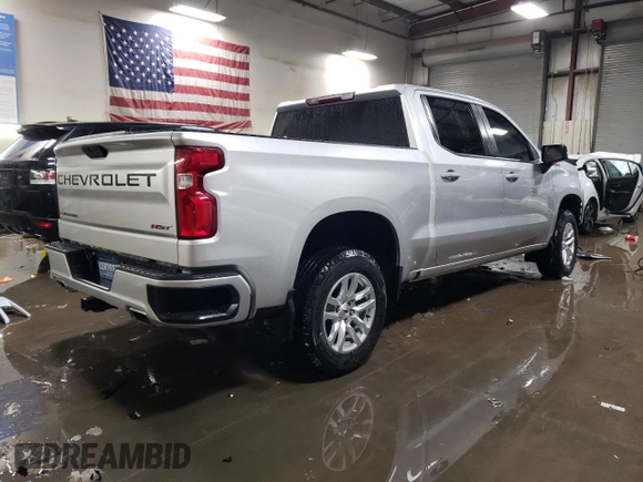 2019 Chevrolet Silverado 1500 RST with VIN 3GCUYEED8KG293051, listed as a Copart auction lot 46168195 with 51,790 mi miles and Salvage Title. Bid and sale history available at DreamBid. Image 3.