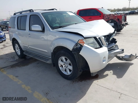 2012 Nissan Pathfinder SV with VIN 5N1AR1NN6CC639762, listed as a IAAI auction lot 41722242 with 166,175 mi miles. Bid and sale history available at carsss.com. Image 1.