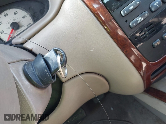 2004 Mercury Sable LS Premium z VIN 1MEFM59S64A608491, wystawiony jako IAAI lot #41599768 z przebiegiem 183 667 mil mil oraz . Historia ofert i sprzedaży dostępna na DreamBid. Obrazek 11.