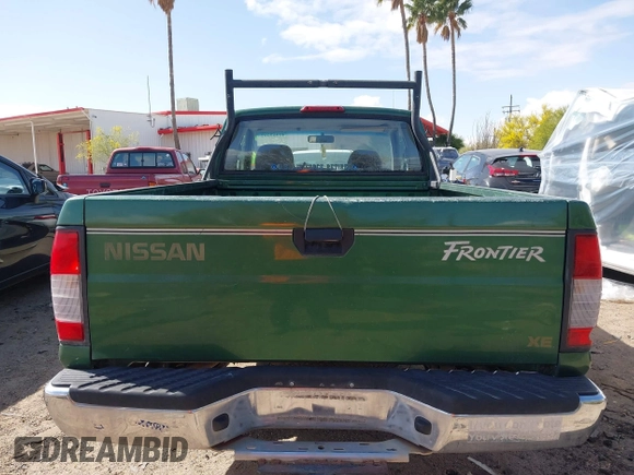 1998 Nissan Frontier XE z VIN 1N6DD26S3WC318614, wystawiony jako IAAI lot #41965202 z przebiegiem 107 786 mil mil oraz . Historia ofert i sprzedaży dostępna na DreamBid. Obrazek 17.