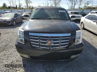 2011 Cadillac Escalade ESV Premium z VIN 1GYS3JEF8BR164804, wystawiony jako Copart lot #42613915 z przebiegiem 181 548 mil mil oraz Czysty tytuł • Clean title. Historia ofert i sprzedaży dostępna na DreamBid. Obrazek 5.