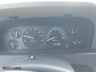 2004 Jeep Grand Cherokee Laredo with VIN 1J4GX48S14C259215, listed as a IAAI auction lot 41906121 with 142,668 mi miles. Bid and sale history available at carsss.com. Image 7.