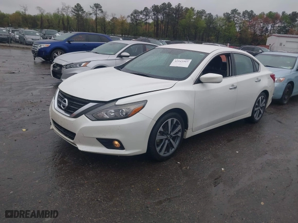 2016 Nissan Altima 3.5 SL with VIN 1N4BL3AP4GC163410, listed as a IAAI auction lot 41945963 with 111,715 mi miles. Bid and sale history available at carsss.com. Image 17.