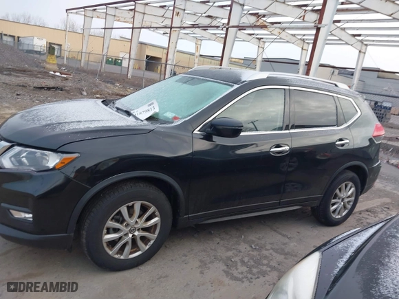 2017 Nissan Rogue SL with VIN JN8AT2MV3HW007874, listed as a IAAI auction lot 41879813 with 198,323 mi miles. Bid and sale history available at carsss.com. Image 14.