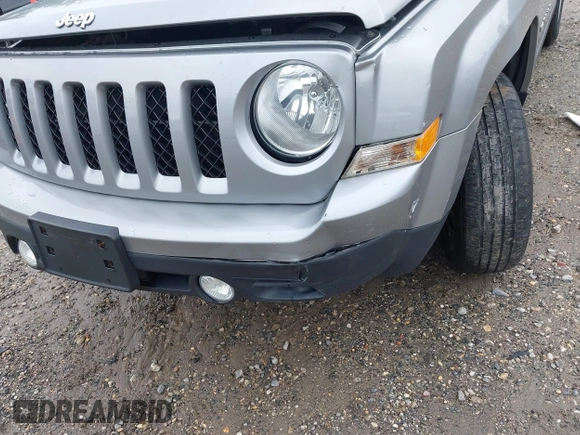 2017 Jeep Patriot Sport SE z VIN 1C4NJRBB8HD122051, wystawiony jako IAAI lot #42274843 z przebiegiem 63 122 mil mil oraz . Historia ofert i sprzedaży dostępna na DreamBid. Obrazek 18.