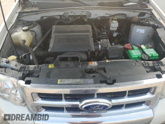 2010 Ford Escape Limited z VIN 1FMCU0EG4AKB30517, wystawiony jako Copart lot #59870285 z przebiegiem 126 483 mil mil oraz Czysty tytuł • Clean title. Historia ofert i sprzedaży dostępna na DreamBid. Obrazek 12.