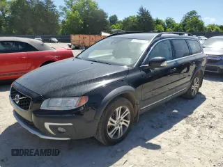 2015 Volvo XC70 T5 Drive-E Premier with VIN YV440MBK0F1231570, listed as a Copart auction lot 57768274 with 191,089 mi miles and . Bid and sale history available at DreamBid. Image 1.