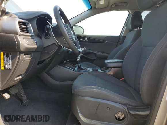 2016 Kia Sorento LX with VIN 5XYPGDA51GG061020, listed as a Copart auction lot 54927225 with 159,563 mi miles and Clean Title. Bid and sale history available at carsss.com. Image 7.