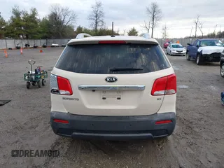 2011 Kia Sorento EX with VIN 5XYKU4A13BG003130, listed as a IAAI auction lot 41209337 with 162,058 mi miles. Bid and sale history available at carsss.com. Image 16.