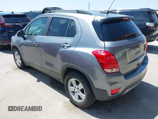 2020 Chevrolet Trax LT z VIN 3GNCJLSB4LL336176, wystawiony jako IAAI lot #42196500 z przebiegiem 54 545 mil mil oraz . Historia ofert i sprzedaży dostępna na DreamBid. Obrazek 3.