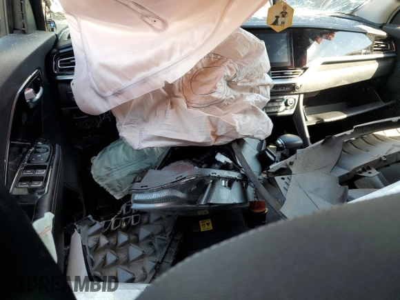 2020 Kia Niro LX with VIN KNDCB3LC2L5419571, listed as a Copart auction lot 45671035 with 81,314 mi miles and Salvage Title. Bid and sale history available at DreamBid. Image 8.