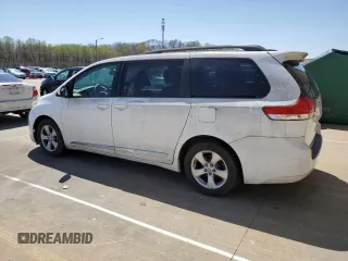2014 Toyota Sienna LE AAS with VIN 5TDKK3DC5ES527044, listed as a Copart auction lot 52445695 with 162,664 mi miles and Clean Title. Bid and sale history available at carsss.com. Image 2.