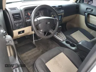 2006 Hummer H3 with VIN 5GTDN136868307802, listed as a Copart auction lot 84762024 with 253,941 mi miles and Non Repairable. Bid and sale history available at DreamBid. Image 8.