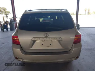 2010 Toyota Highlander Limited with VIN 5TDYK3EH5AS004136, listed as a IAAI auction lot 42520903 with 174,822 mi miles and . Bid and sale history available at DreamBid. Image 16.
